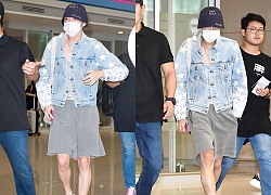 Ngỡ ngàng style sân bay của J-Hope (BTS), mặc mỗi áo khoác ngoài để lộ cả underwear, thời trang hay luộm thuộm?