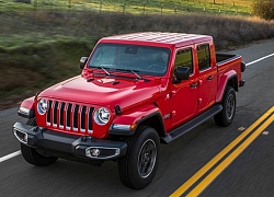 Xe bán tải Jeep Gladiator có giá cho thuê rẻ hơn so với người anh em Wrangler