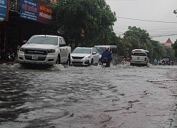 Bão Podul di chuyển nhanh, trưa mai đổ bộ đất liền