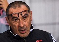 BLĐ Juve sôi tiết vì Sarri vẫn phì phèo thuốc lá