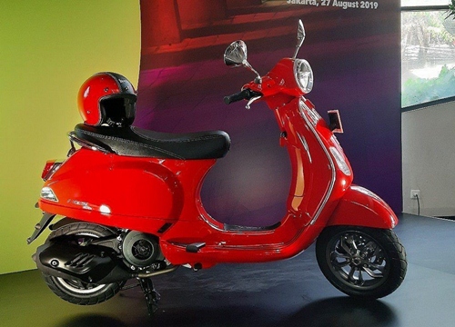 "Từ A tới Z" những thay đổi hấp dẫn của Vespa LX 125 iGet 2019 giá 58,2 triệu