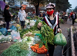 Chi tiêu chắt bóp vì&#8230; thuế