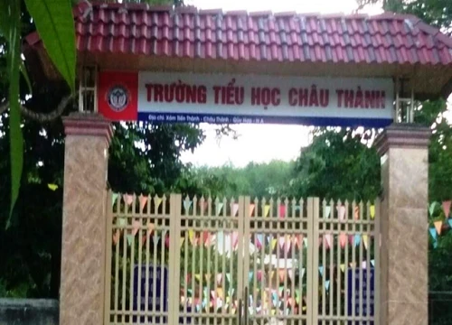 Hiệu trưởng bị tố 'ăn chặn' sữa học đường của học sinh nghèo