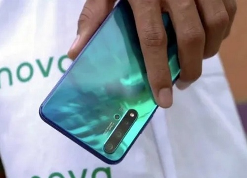 Huawei Nova 5T với 4 camera mặt sau lộ ảnh thực tế trên tay người dùng