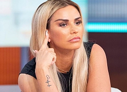 Katie Price lại tiếp tục "dao kéo" sau khi phẫu thuật hỏng