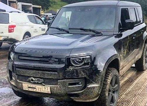 Land Rover Defender 2020 lộ diện trong phim James Bond mới