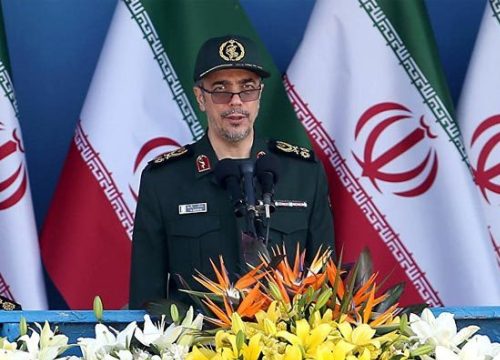 Tướng Iran tố lí do thực sự khiến ông Trump hủy tấn công Tehran