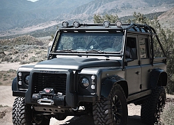 "Gã đô vật" Land Rover Defender Himalaya Spectre lấy cảm hứng từ phim 007 có gì nổi trội?