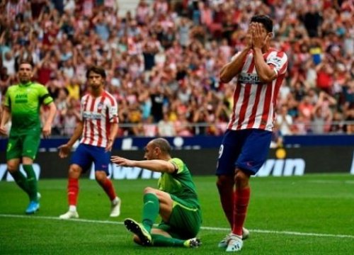 Vượt ải Eibar, Atletico vẫn lập kỷ lục đáng buồn dưới thời HLV Simeone