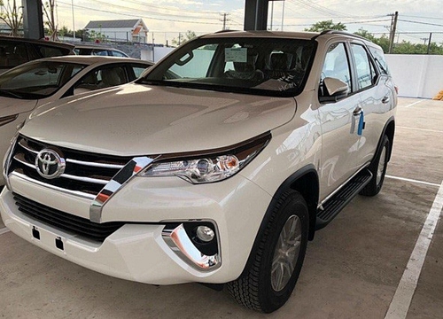 Chuyển sang lắp ráp trong nước, Toyota Fortuner lần đầu khuyến mãi 'mạnh tay'