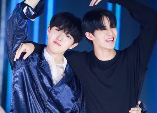 Hội ngộ trong tích tắc, Jaehwan và Jinyoung vẫn khiến fan Wanna One ấm lòng bởi những màn tương tác đáng yêu