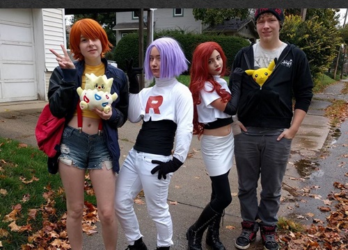 James của Team Rocket phiên bản nữ