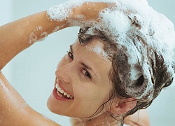 Tóc có cần "double cleansing" như da?