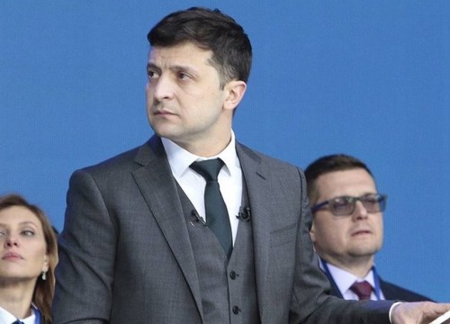 Tổng thống Ukraine Zelensky bất ngờ sa thải Tổng tham mưu trưởng quân đội