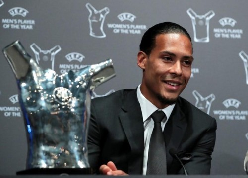 Van Dijk không có đối thủ về tốc độ tại Champions League