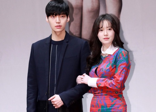 Vụ ly hôn Goo Hye Sun - Ahn Jae Hyun bỗng thành hố sâu tử thần: Hơn 10 sao Hàn, cả ekip "nằm không trúng đạn", có đáng?