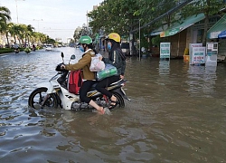 Triều cường lên cao, nguy cơ ngập úng tại TPHCM và Cần Thơ