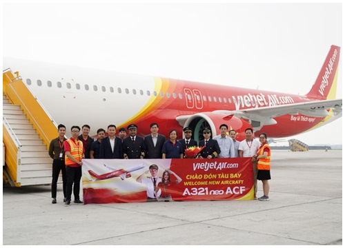 Xem tuổi máy bay Vietjet