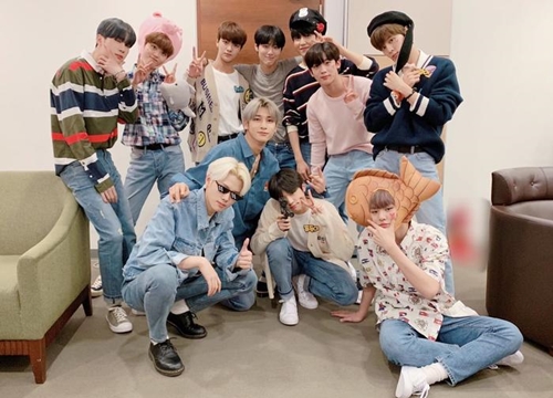 'Flash' đạt 43 triệu view, X1 vượt kỷ lục của Wanna One với 5 cúp sau 12 ngày debut: Knet nói gì?