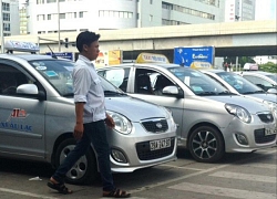 Hà Nội "quản" taxi bằng màu sơn và phân vùng: Làm khó doanh nghiệp