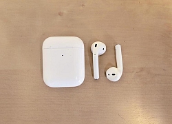 Nỗi khổ của người dùng khi rơi tai nghe AirPods