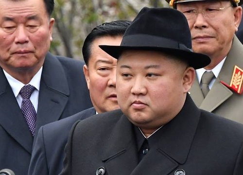 Ông Kim Jong-un tức giận khiển trách cấp dưới lơ là trước bão lớn