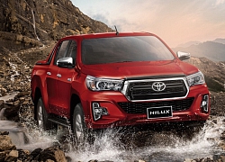 Toyota Việt Nam công bố giá bán lẻ mới cho Hilux và Fortuner TRD 2019