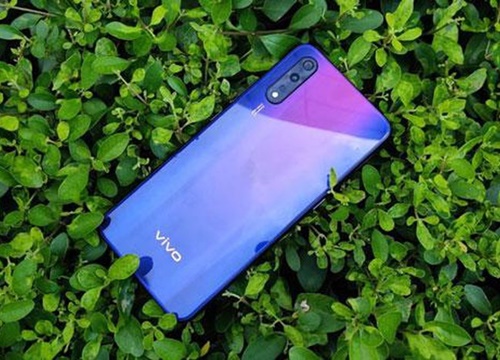 Vivo Z1x ra mắt: Chip S712, RAM 6 GB, pin 4.500 mAh, 3 camera sau, giá hơn 5 triệu