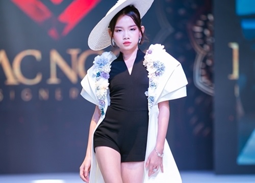 20 mẫu nhí Việt catwalk tại Thái Lan