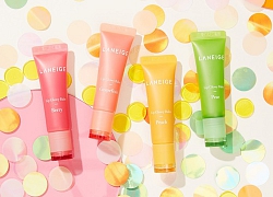 Laneige Lip Glowy Balm cũng là một lựa chọn khá thú vị nếu bạn muốn mua son dưỡng có màu đấy nhé!