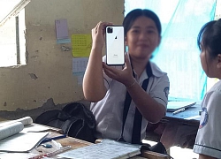 Muôn kiểu sở hữu iPhone 11 của CĐM: Hết vẽ camera lại đến photoshop