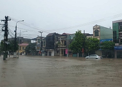 Thành phố Thái Nguyên bị nhấn chìm trong mưa