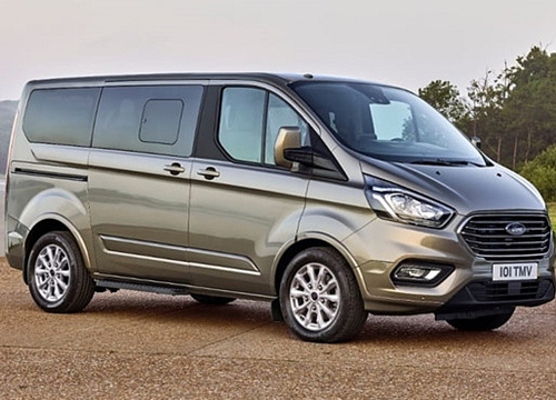 Ford mở bán MPV 7 chỗ mới với giá chỉ từ 999 triệu đồng