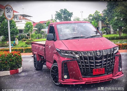 Dân chơi độ bán tải Suzuki Carry sang phong cách 'chuyên cơ mặt đất' Toyota Alphard