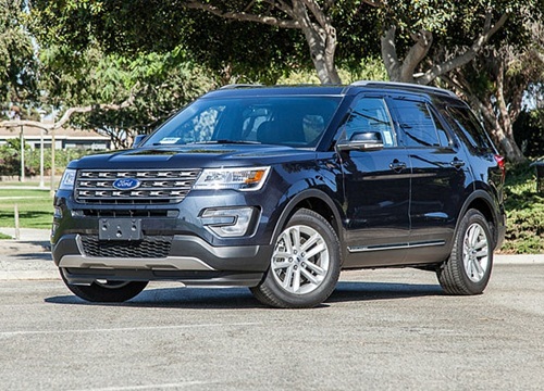 Ford triệu hồi Explorer bởi ghế ngồi dễ gây thương tích cho người dùng