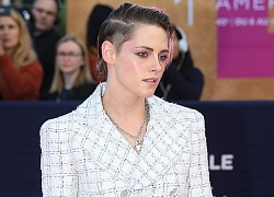 Kristen Stewart "đốn tim" với vẻ cá tính và tóc phớt hồng sành điệu