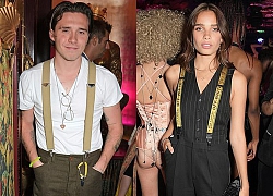 Lần đầu cùng dự sự kiện hậu chia tay, biểu cảm trái ngược của Brooklyn Beckham và Hana Cross gây chú ý