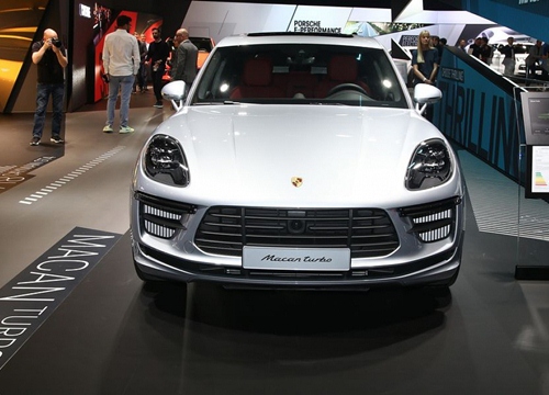 Porsche Macan Turbo 2020 "tranh thủ chiếm sóng" tại Frankfurt 2019