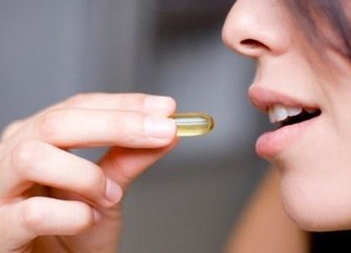 Vitamin E: Nên thoa hay uống mới hiệu quả?