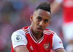 Arsenal đang chôn vùi tài năng của Aubameyang