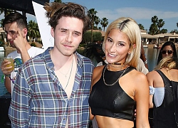 Brooklyn Beckham hôn tình cũ hơn 10 tuổi khi vừa chia tay Hana Cross