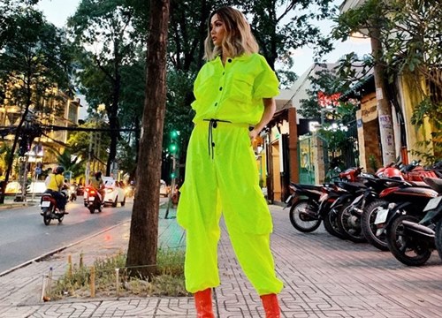 H'Hen Niê khoe street style mà ngỡ tưởng đèn dạ quang phát sáng