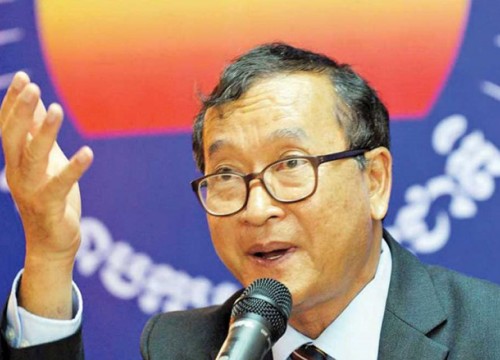 Ông Sam Rainsy bị tố báng bổ nhà vua