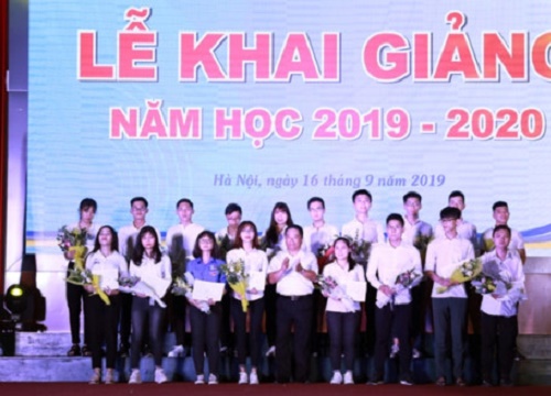 Trường Đại học Giao thông vận tải khai giảng năm học mới