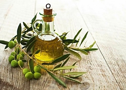 Cách sử dụng dầu olive dành cho bạn gái muốn có làn da rám nắng