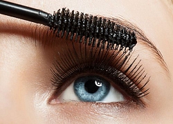 Chuyên gia tiết lộ: Mascara có thể làm hỏng mắt