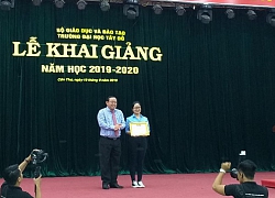 Trường Đại học Tây Đô đón hơn 1.400 sinh viên trong năm học mới