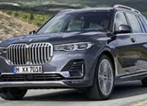 Bức ảnh này cho thấy BMW đang âm thầm phát triển mẫu SUV full-size X7 dùng động cơ V12