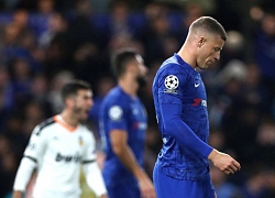 Huyền thoại Chelsea chê Barkley vì giành đá 11 m