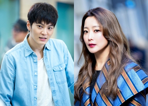 Kim Hee Sun 'rục rịch' bén duyên cùng Joo Won trong phim du hành thời gian